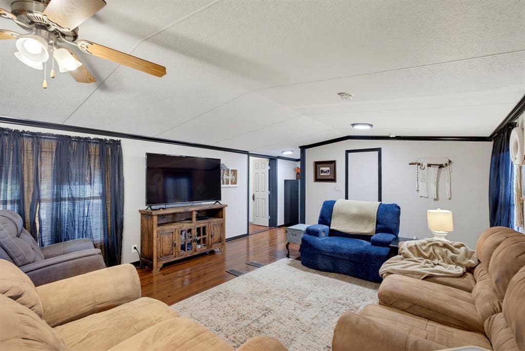 7330 N US Hwy 283, Coleman, TX 76834