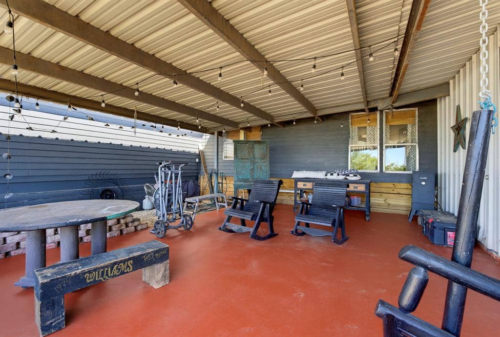 7330 N US Hwy 283, Coleman, TX 76834