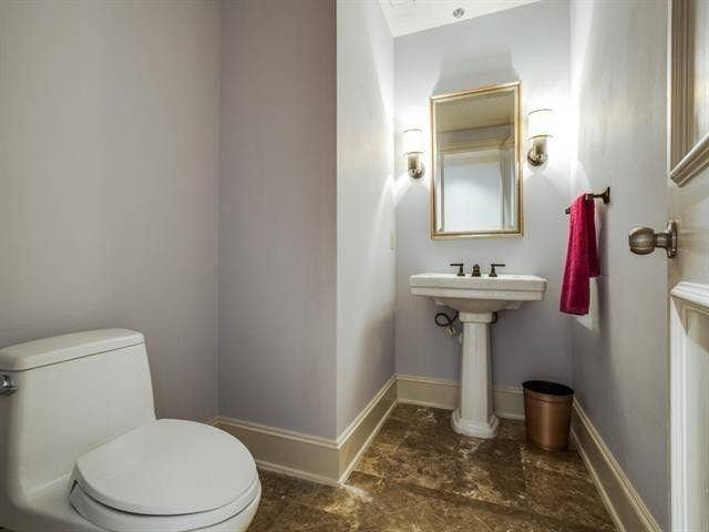 2885 Woodside Street, #203, Dallas, TX 75204 2885 Woodside Street, #203, Dallas, TX 75204
