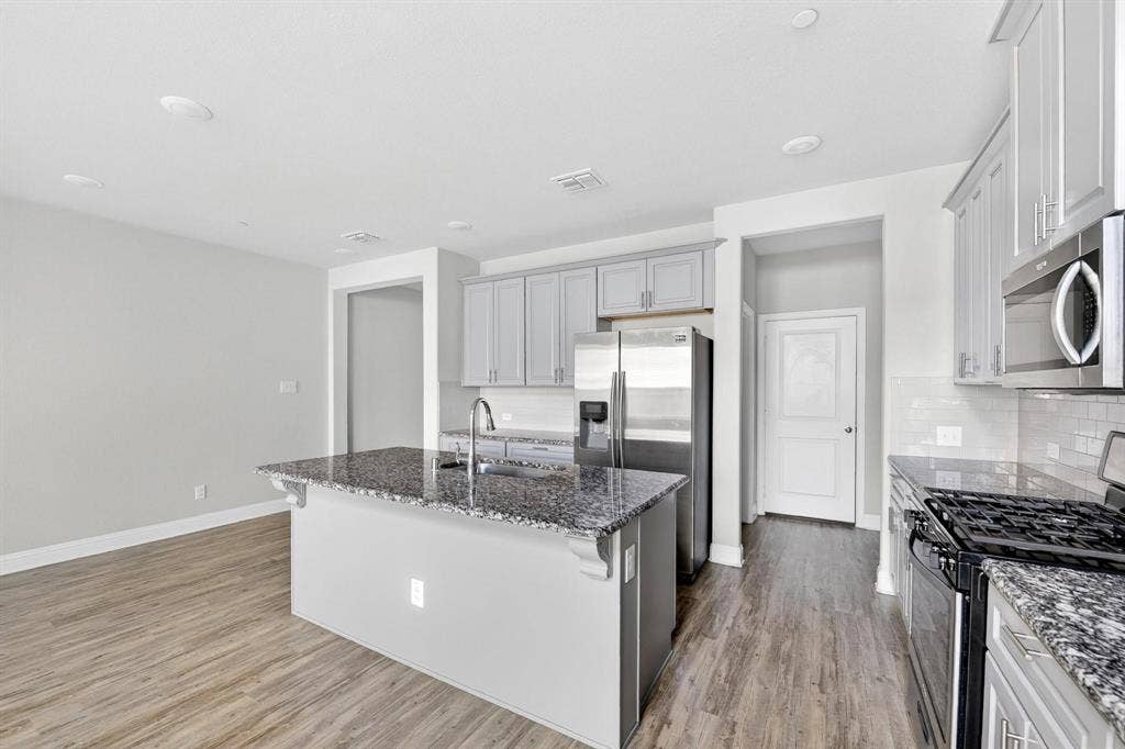 6428 Hermosa Drive, Plano, TX 75024 6428 Hermosa Drive, Plano, TX 75024