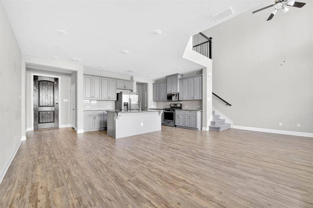 6428 Hermosa Drive, Plano, TX 75024 6428 Hermosa Drive, Plano, TX 75024