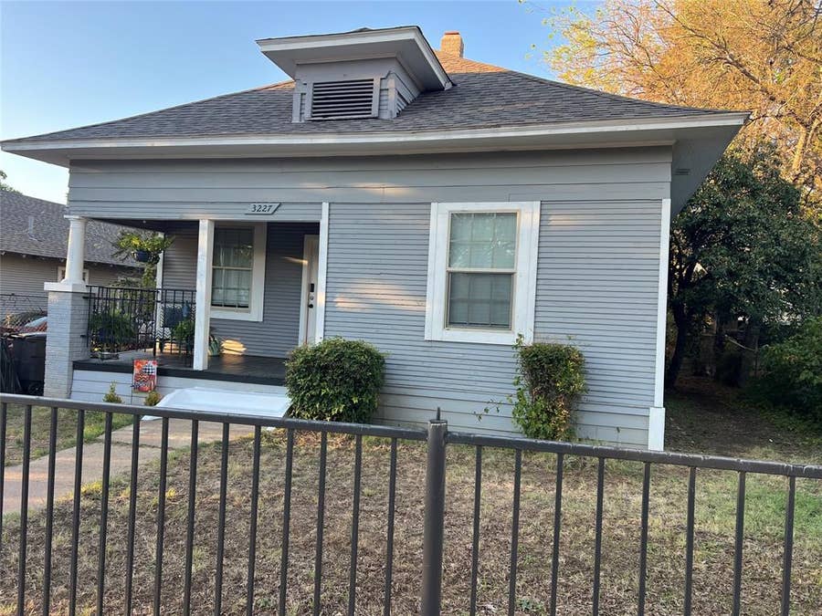 Property photo for 3227 Avenue I, Fort Worth, TX