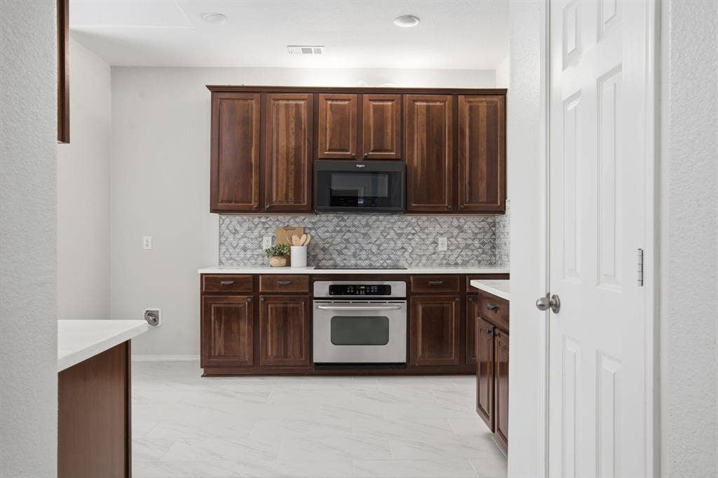 705 Royal Crest Court, McKinney, TX 75072 705 Royal Crest Court, McKinney, TX 75072