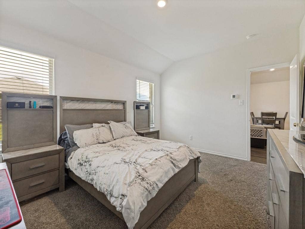 15127 Athena Drive, Dallas, TX 75253 15127 Athena Drive, Dallas, TX 75253