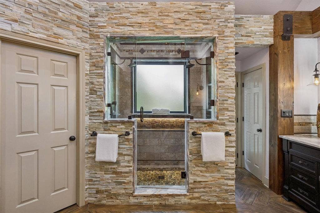 7750 Cottonwood Street, Frisco, TX 75033 Spa-inspired primary bath with designer finishes.