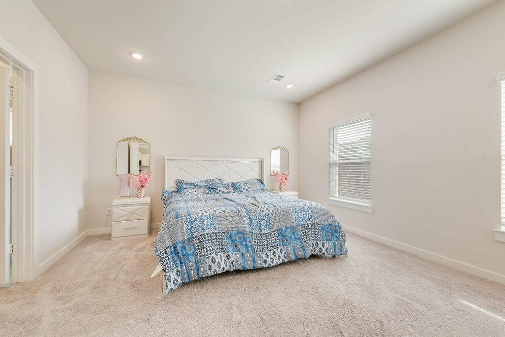 801 Vineyard Way, Forney, TX 75126 801 Vineyard Way, Forney, TX 75126