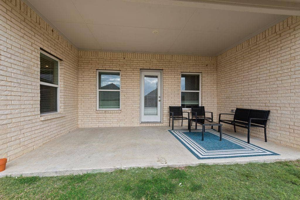 801 Vineyard Way, Forney, TX 75126 801 Vineyard Way, Forney, TX 75126
