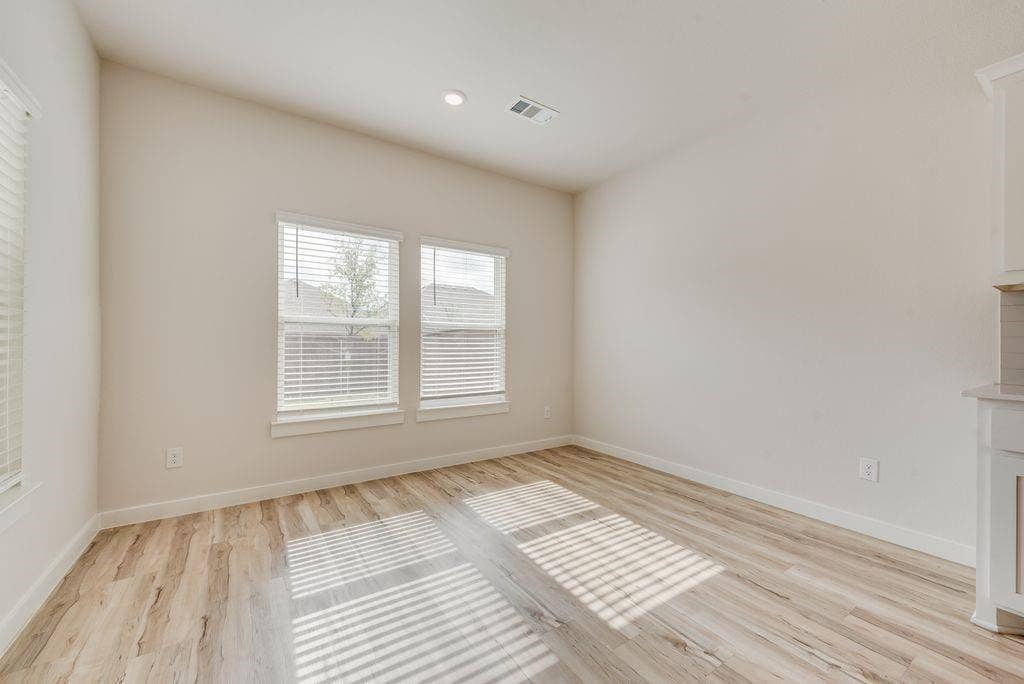801 Vineyard Way, Forney, TX 75126 801 Vineyard Way, Forney, TX 75126