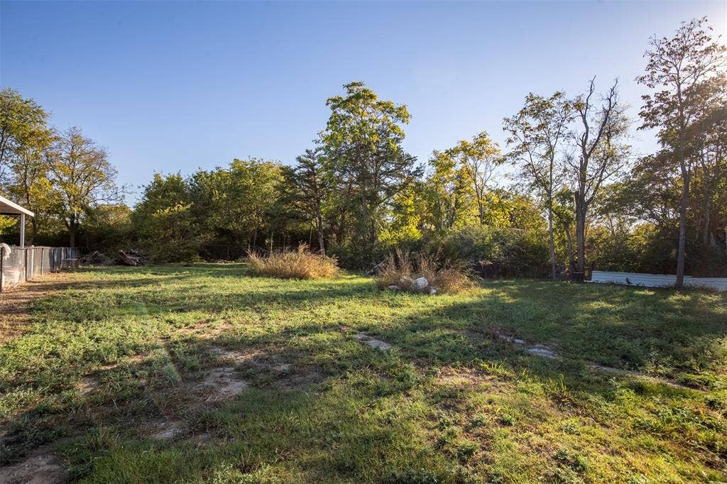 3512 Wilhurt Avenue, Dallas, TX 75216 3512 Wilhurt Avenue, Dallas, TX 75216