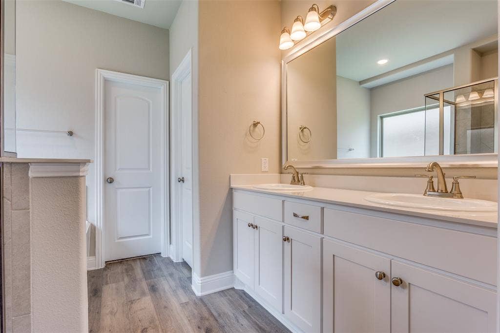 2921 Pronghorn Drive, Melissa, TX 75454 2921 Pronghorn Drive, Melissa, TX 75454