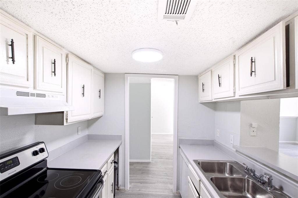 8560 Park Lane, #50, Dallas, TX 75231 8560 Park Lane, #50, Dallas, TX 75231