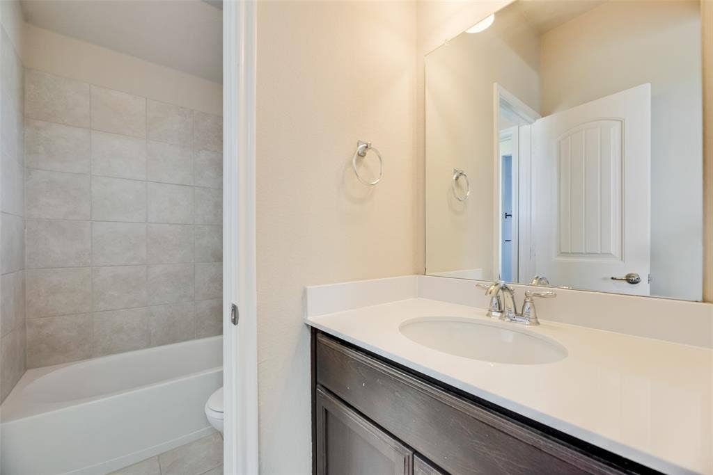 9825 Prairie Dog Lane, McKinney, TX 75071 9825 Prairie Dog Lane, McKinney, TX 75071