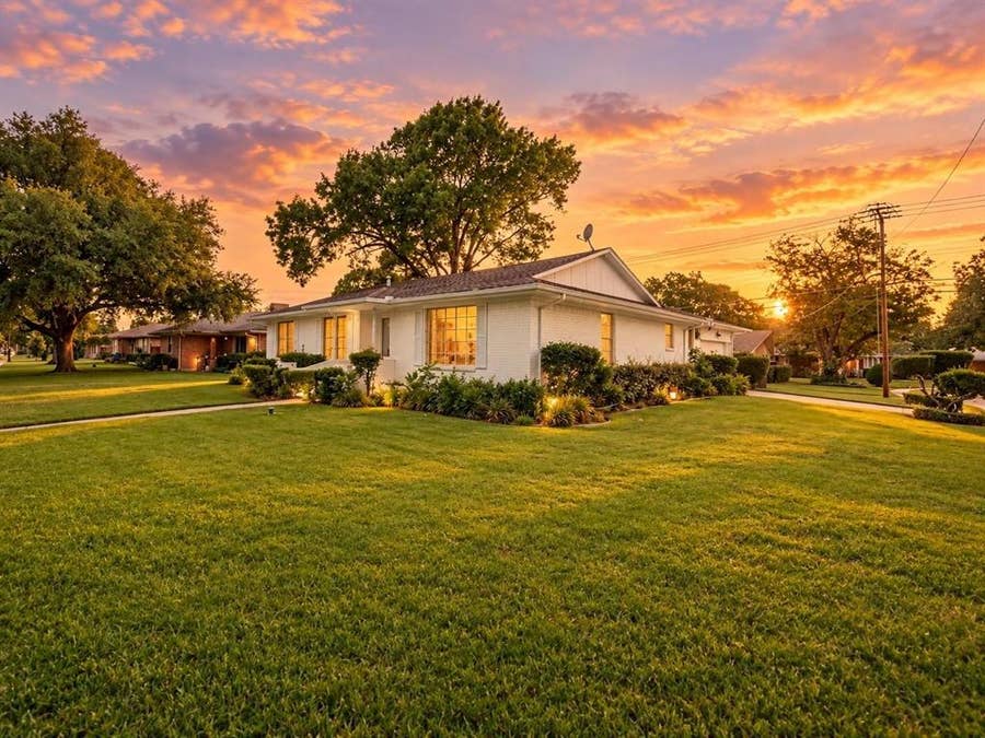 Property photo for 5319 Urban Crest Road, Dallas, TX