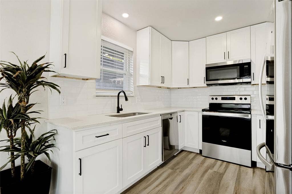 7114 Timberline Drive, Rowlett, TX 75089 7114 Timberline Drive, Rowlett, TX 75089