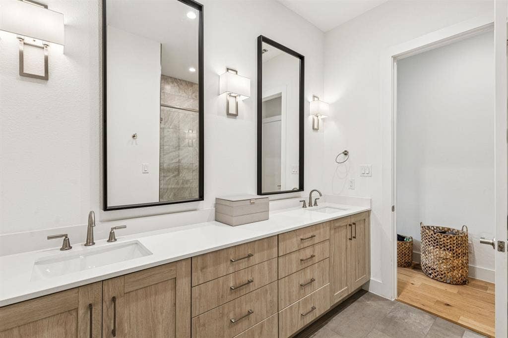 1214 Haines Avenue, Dallas, TX 75208 1214 Haines Avenue, Dallas, TX 75208