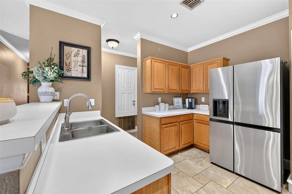 2600 Winterberry Lane, Little Elm, TX 75068