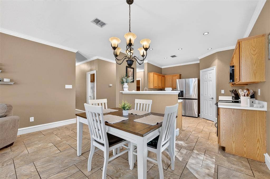 2600 Winterberry Lane, Little Elm, TX 75068