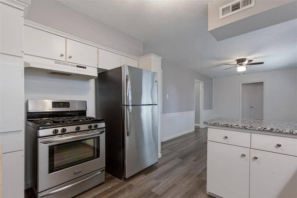 1335 Northlake Drive, Richardson, TX 75080 1335 Northlake Drive, Richardson, TX 75080