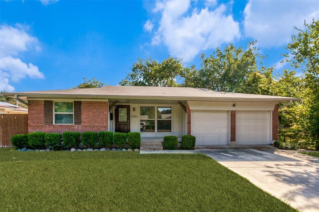 1335 Northlake Drive, Richardson, TX 75080 1335 Northlake Drive, Richardson, TX 75080