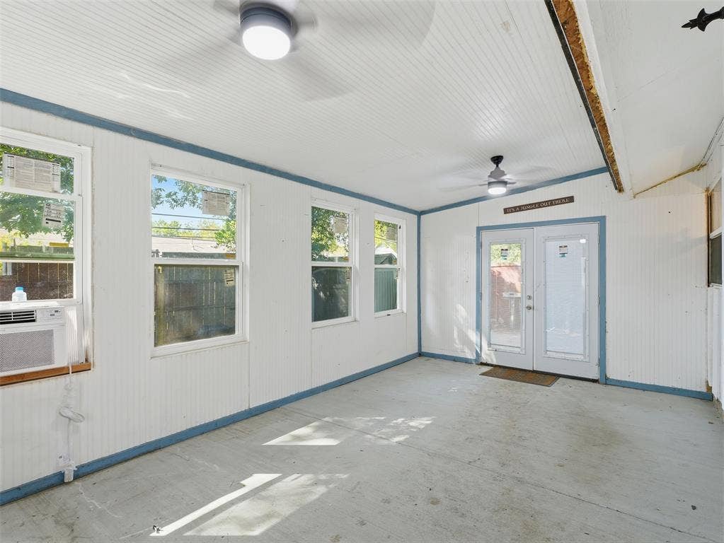 1402 Addington Street, Irving, TX 75062 1402 Addington Street, Irving, TX 75062
