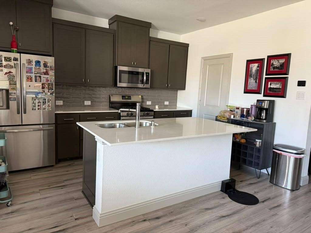 8869 Phoebe Road, Frisco, TX 75035 8869 Phoebe Road, Frisco, TX 75035