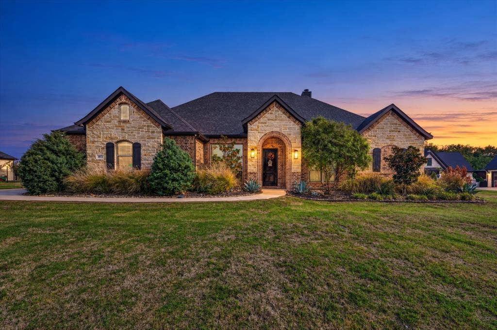 3075 Bridgecreek Drive, Rockwall, TX 75032 3075 Bridgecreek Drive, Rockwall, TX 75032