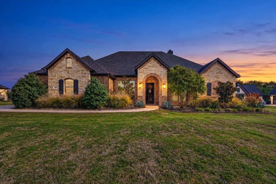 Property photo for 3075 Bridgecreek Drive, Rockwall, TX