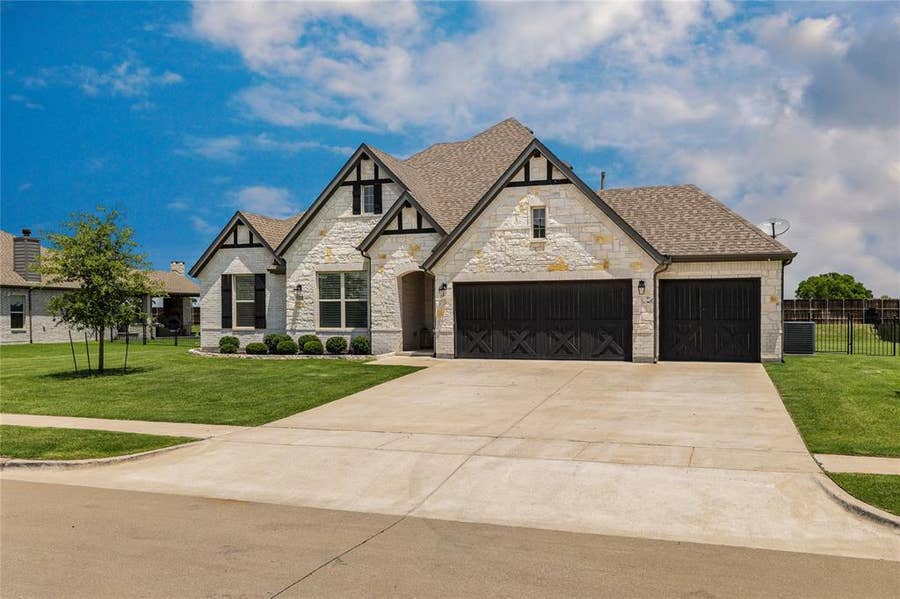 Property photo for 1430 Shaker Hills Road, Gunter, TX