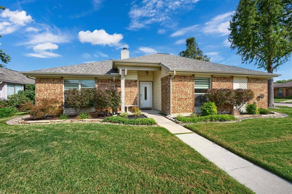 446 Phillips Drive, Coppell, TX 75019 446 Phillips Drive, Coppell, TX 75019