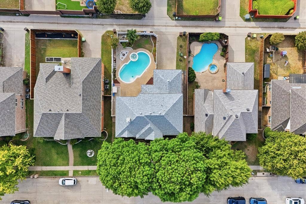 8905 High Meadows Drive, Plano, TX 75025 8905 High Meadows Drive, Plano, TX 75025