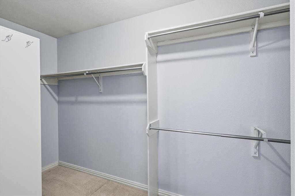8905 High Meadows Drive, Plano, TX 75025 8905 High Meadows Drive, Plano, TX 75025