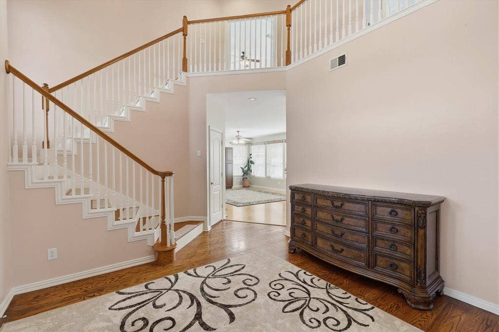 8905 High Meadows Drive, Plano, TX 75025 8905 High Meadows Drive, Plano, TX 75025