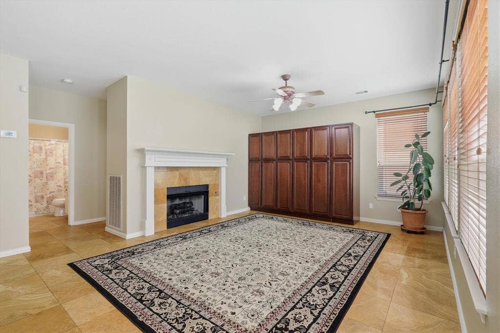 8905 High Meadows Drive, Plano, TX 75025 8905 High Meadows Drive, Plano, TX 75025