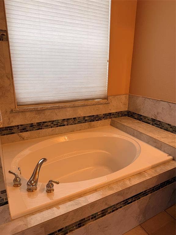 7804 Brook Meadow Lane, Fort Worth, TX 76133