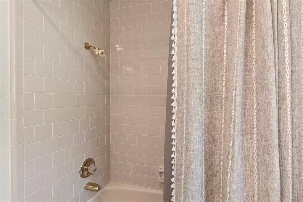 1611 Emma Drive, Tool, TX 75143 1611 Emma Drive, Tool, TX 75143