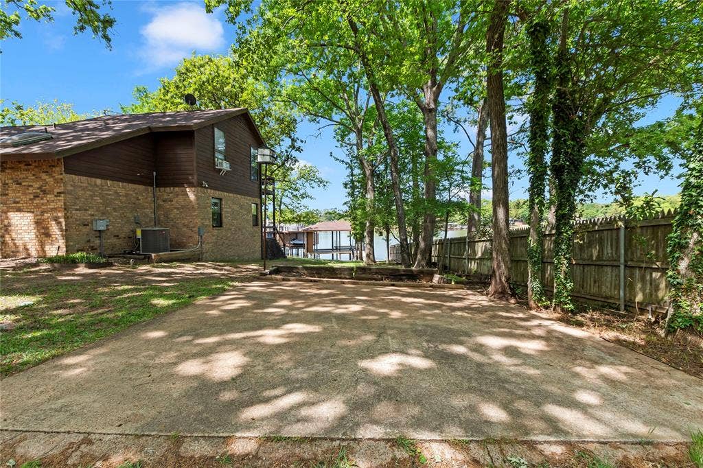 1611 Emma Drive, Tool, TX 75143 1611 Emma Drive, Tool, TX 75143