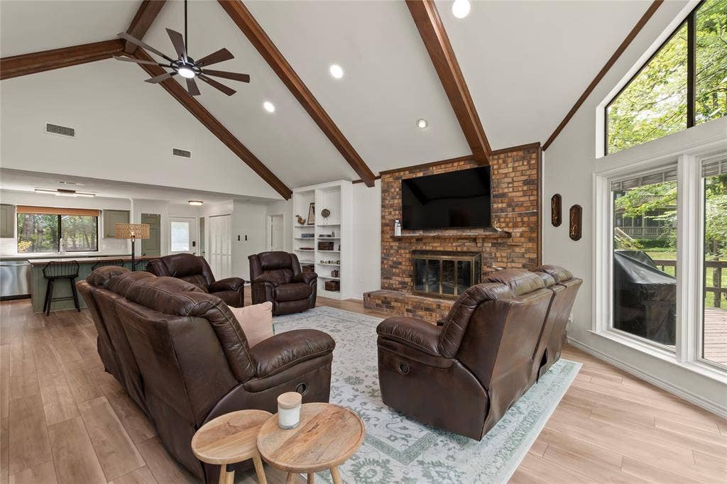 1611 Emma Drive, Tool, TX 75143 1611 Emma Drive, Tool, TX 75143