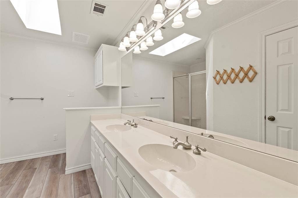1611 Emma Drive, Tool, TX 75143 1611 Emma Drive, Tool, TX 75143