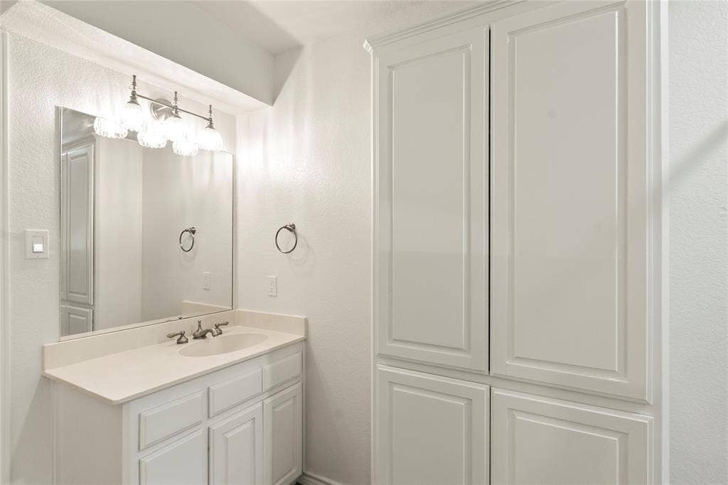 1611 Emma Drive, Tool, TX 75143 1611 Emma Drive, Tool, TX 75143
