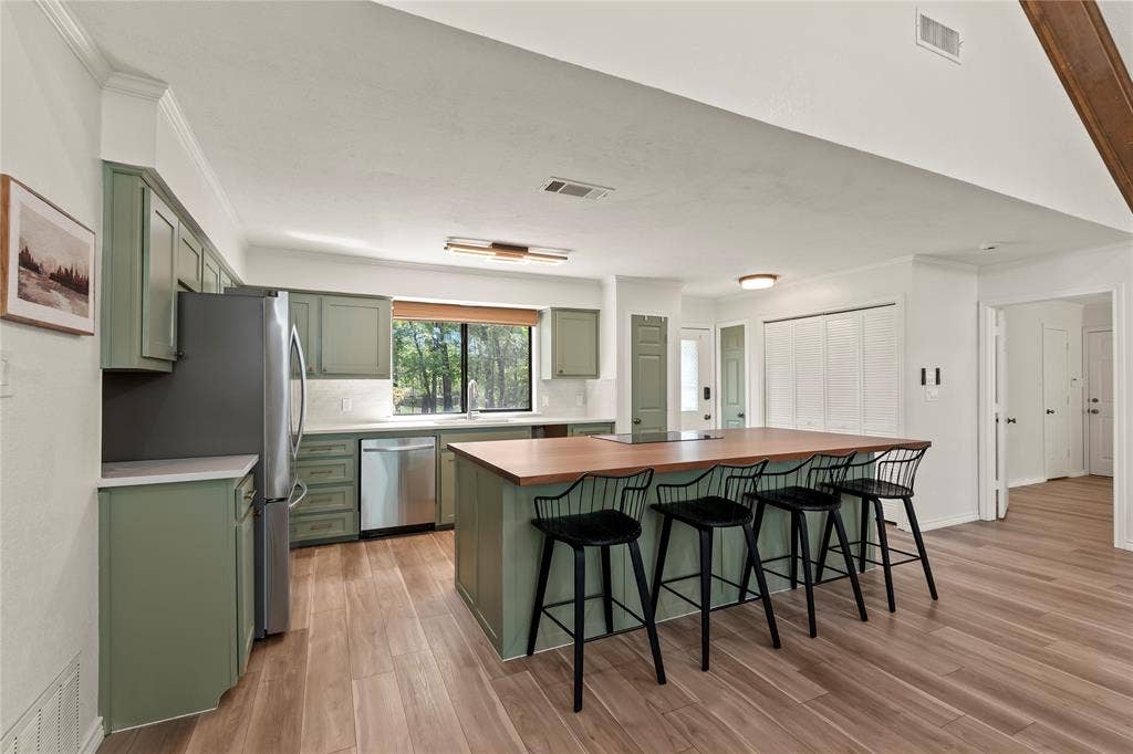1611 Emma Drive, Tool, TX 75143 1611 Emma Drive, Tool, TX 75143