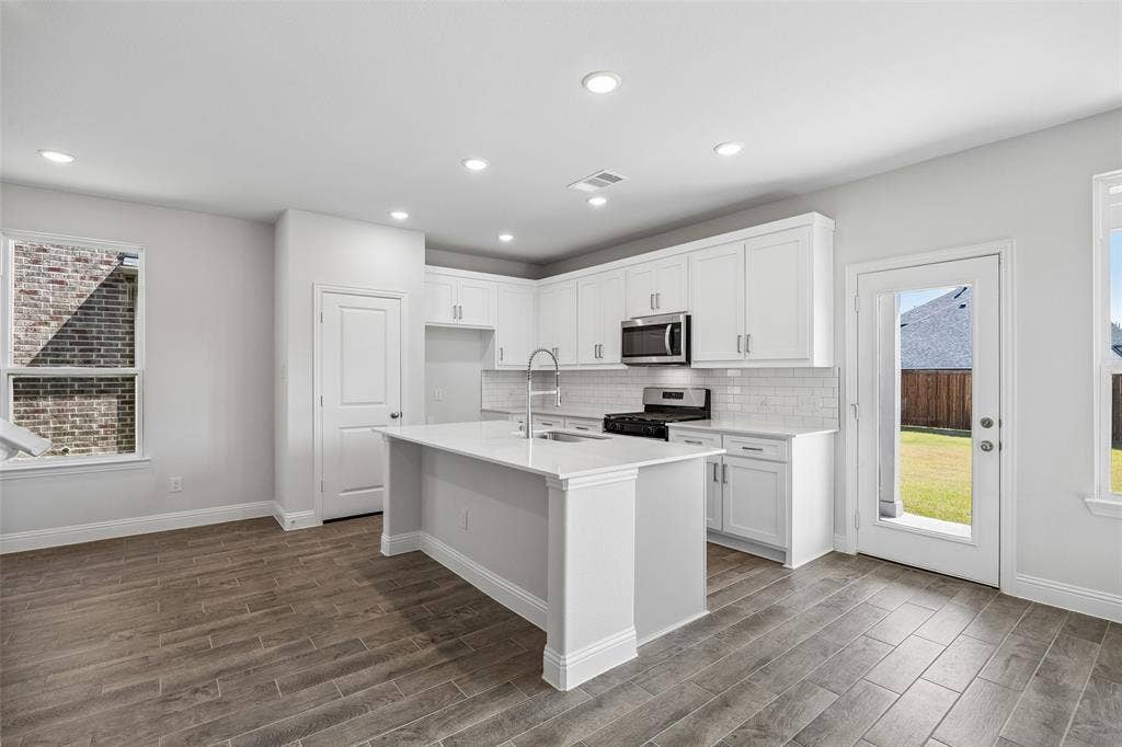 915 Sicily Boulevard, Princeton, TX 75407 Representative Photo - Not Actual Home *