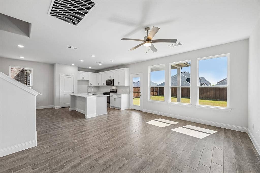 915 Sicily Boulevard, Princeton, TX 75407 Representative Photo - Not Actual Home *
