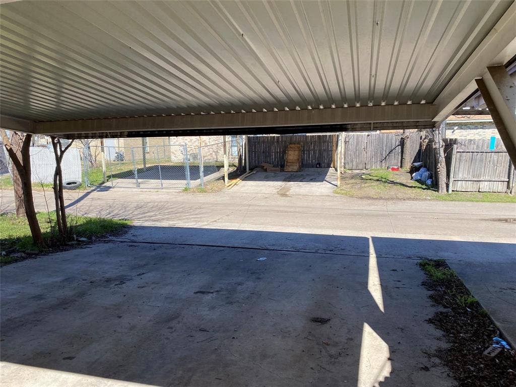 3055 Gregory Lane, Grand Prairie, TX 75052 3055 Gregory Lane, Grand Prairie, TX 75052
