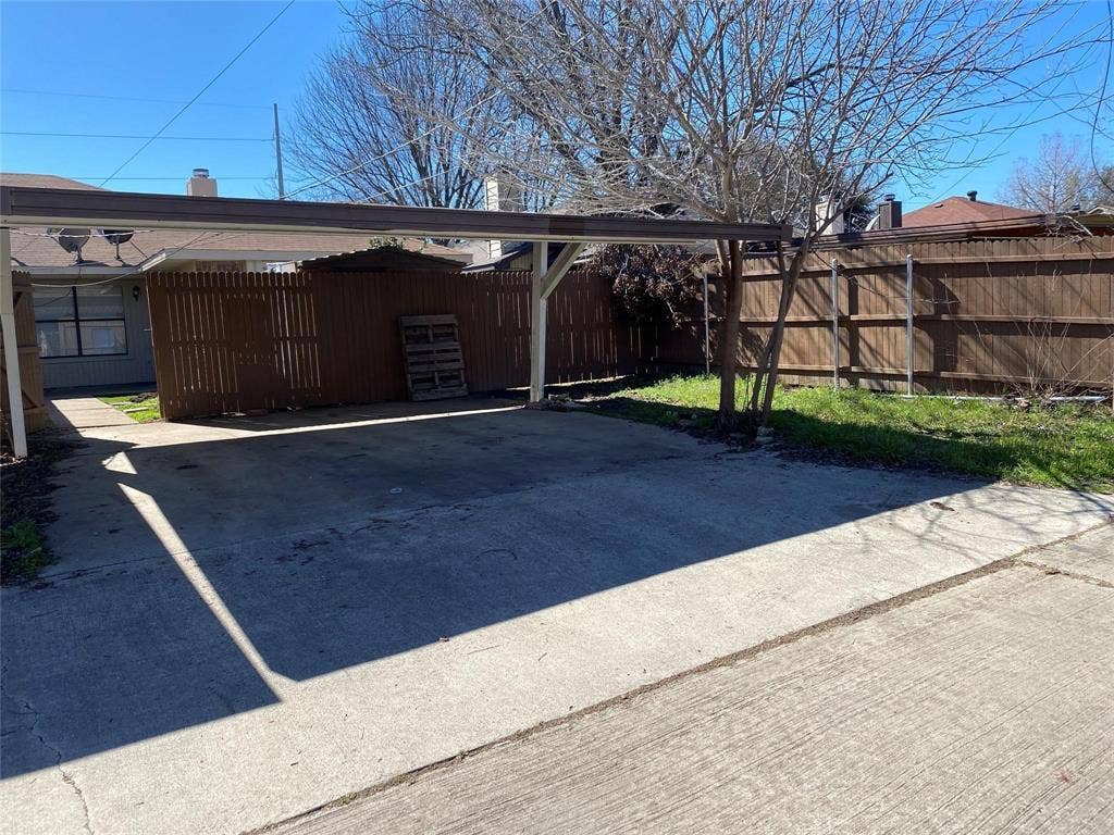 3055 Gregory Lane, Grand Prairie, TX 75052 3055 Gregory Lane, Grand Prairie, TX 75052