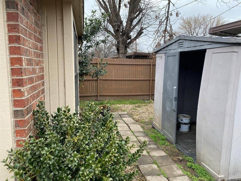 3055 Gregory Lane, Grand Prairie, TX 75052 3055 Gregory Lane, Grand Prairie, TX 75052