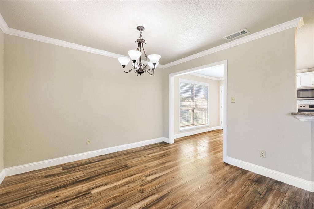 1713 Bertram Drive, Mansfield, TX 76063