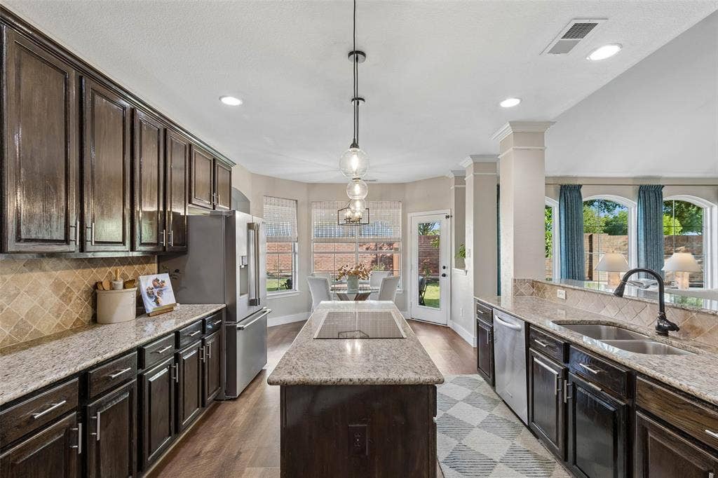 11224 Nantucket Court, Frisco, TX 75035 11224 Nantucket Court, Frisco, TX 75035