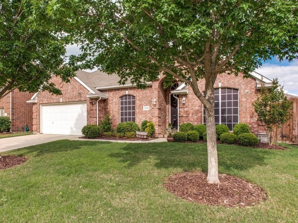 12316 Sailmaker Lane, Frisco, TX 75035 Brick exterior with arched windows