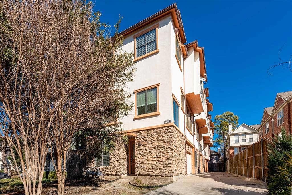 4432 Bowser Avenue, #C, Dallas, TX 75219 4432 Bowser Avenue, #C, Dallas, TX 75219