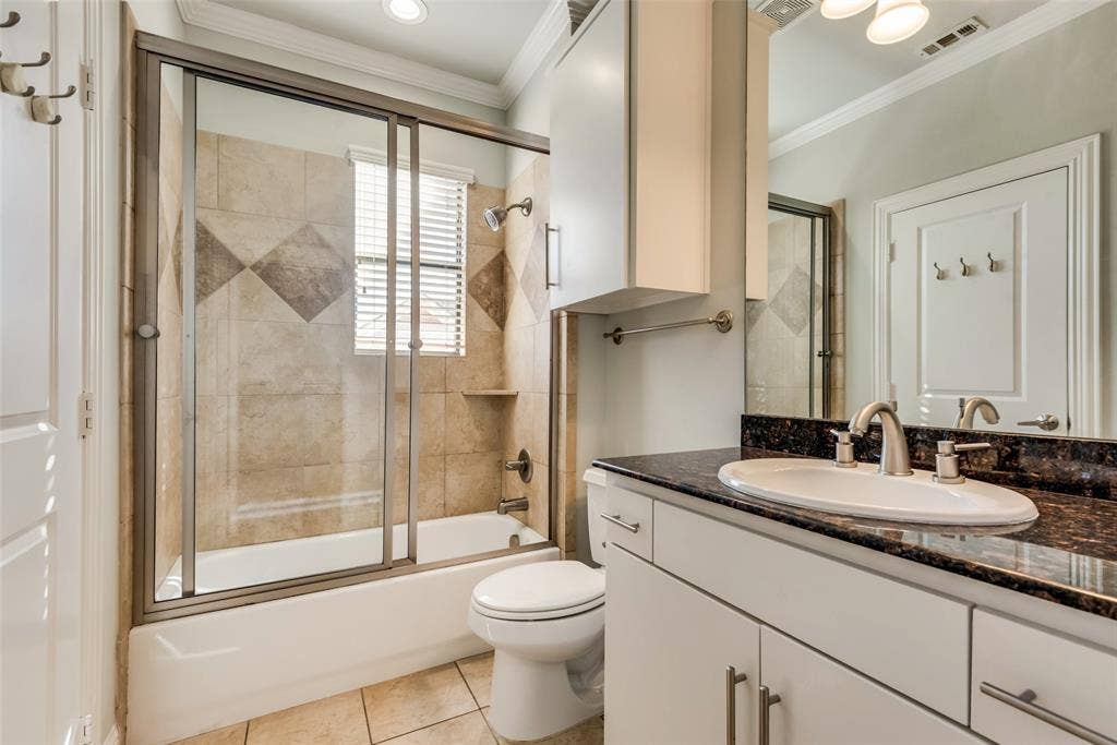 4432 Bowser Avenue, #C, Dallas, TX 75219 4432 Bowser Avenue, #C, Dallas, TX 75219